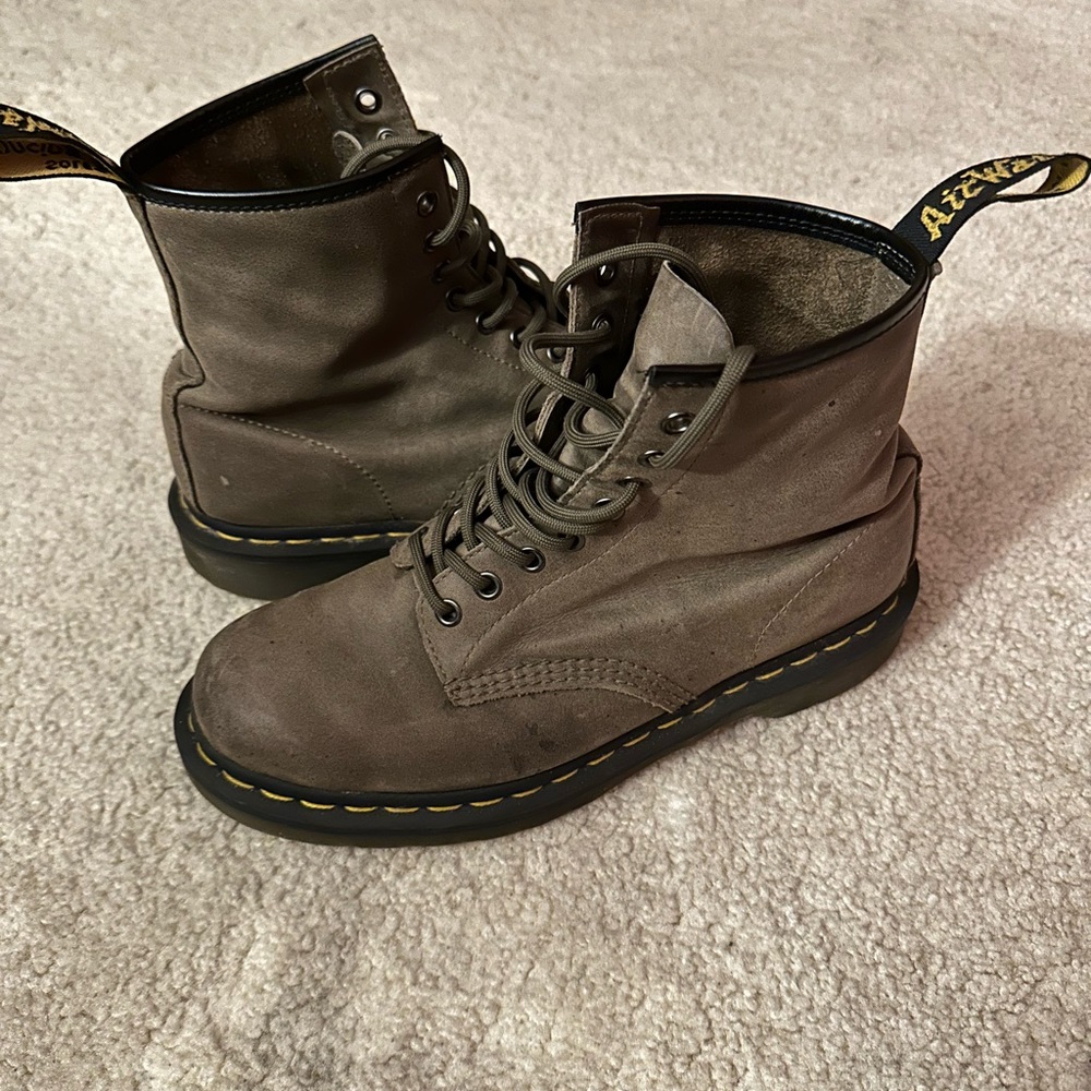 Doc martens green women’s 9